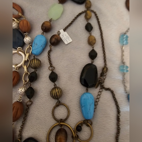 3 Lia Sophia Necklaces - Picture 8 of 10